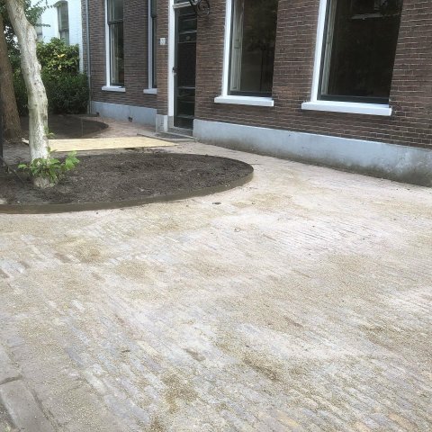 Tuinrenovatie bestrating afgerond
