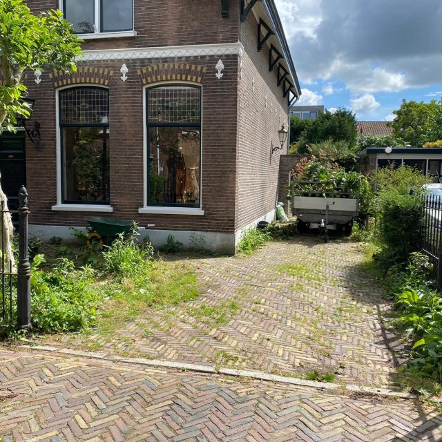 Tuinrenovatie bestrating opnieuw aanleggen